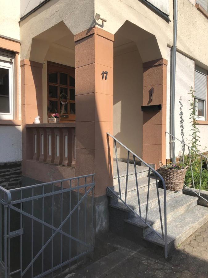 Ferienwohnung Eberhard Altes Winzerhaus บุลลาย ภายนอก รูปภาพ